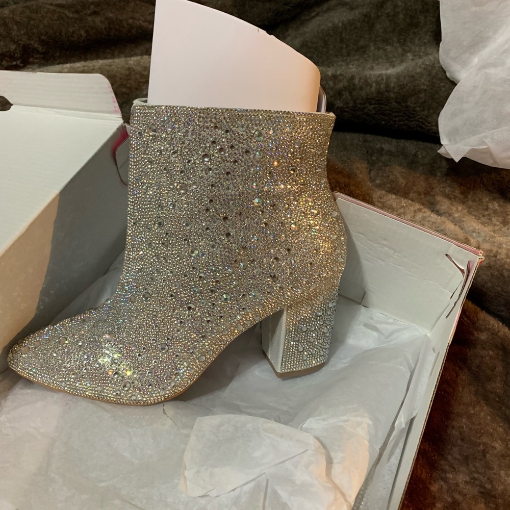 Torrid Betsey Johnson Diamond Rhinestone Booties. New In Box!
